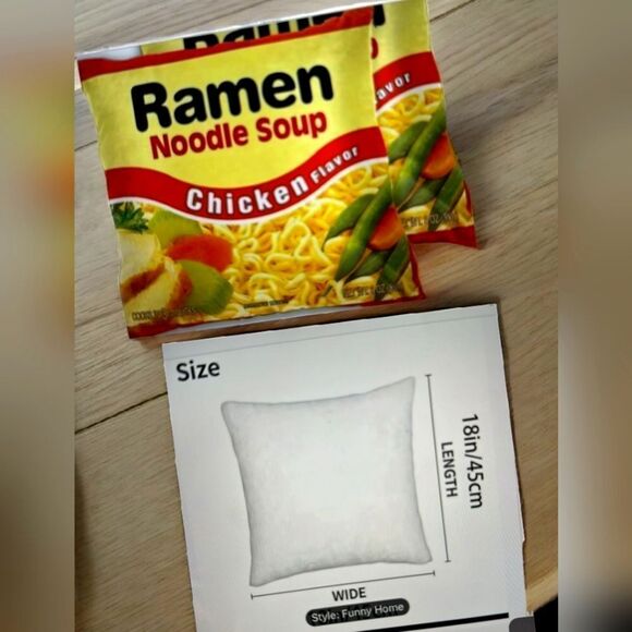 RAMEN Blanket & 2 Pillowcases New - Picture 3 of 3